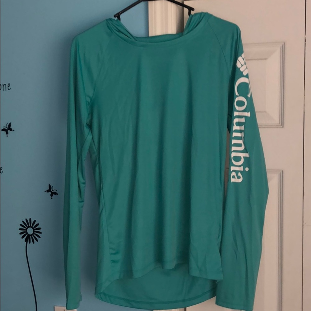 Women’s Columbia Shirt